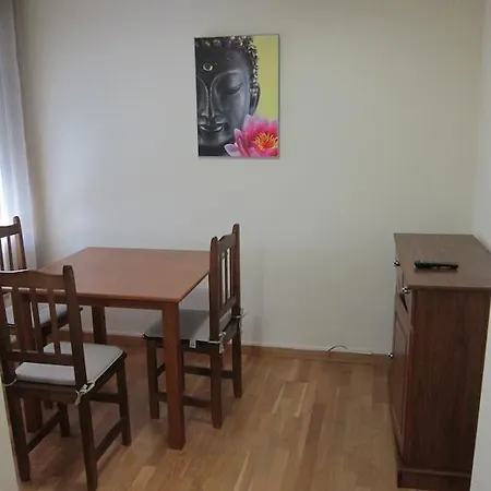 Apartamentos Valencia ולנסיה